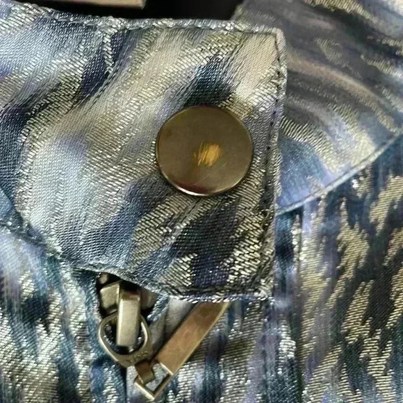 Chico’s Shimmery Print Moto Style Jacket Size 1 EUC - Picture 10 of 10